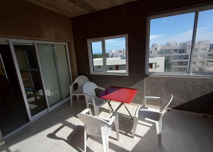 Apartamentos Valeria Medanos