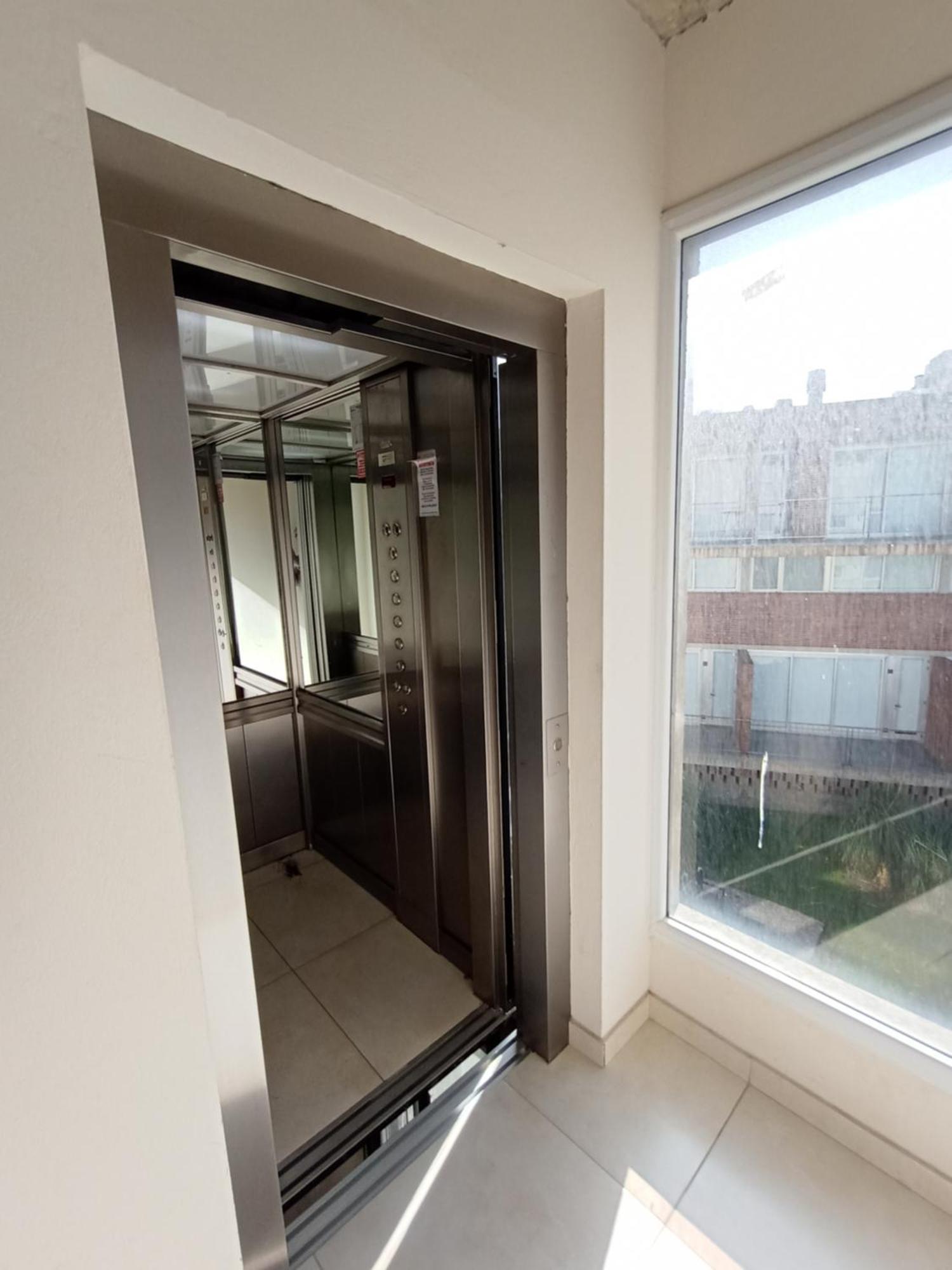 Apartment Valeria Medanos *